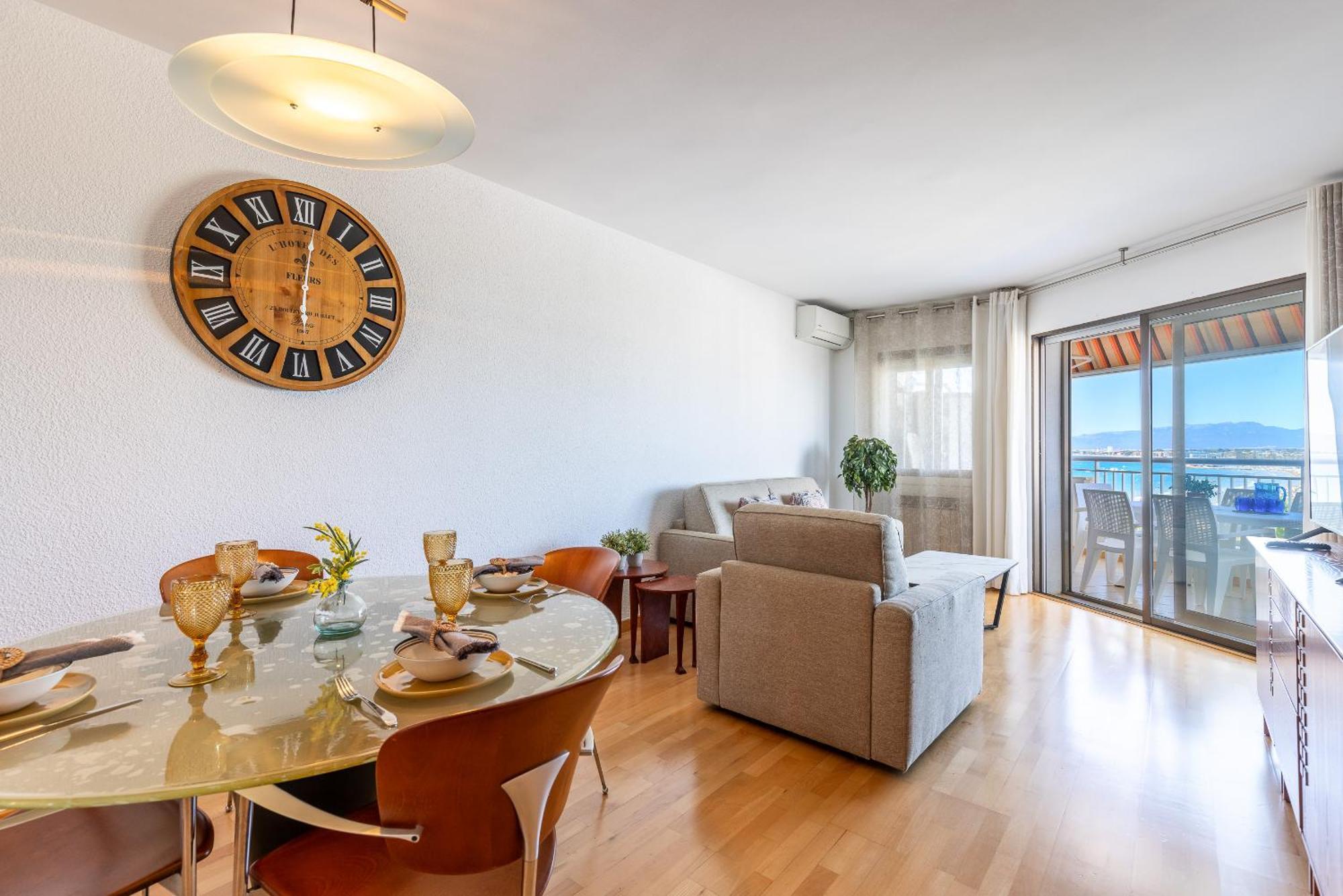 Uhc Santillana Family Complex Salou Eksteriør billede